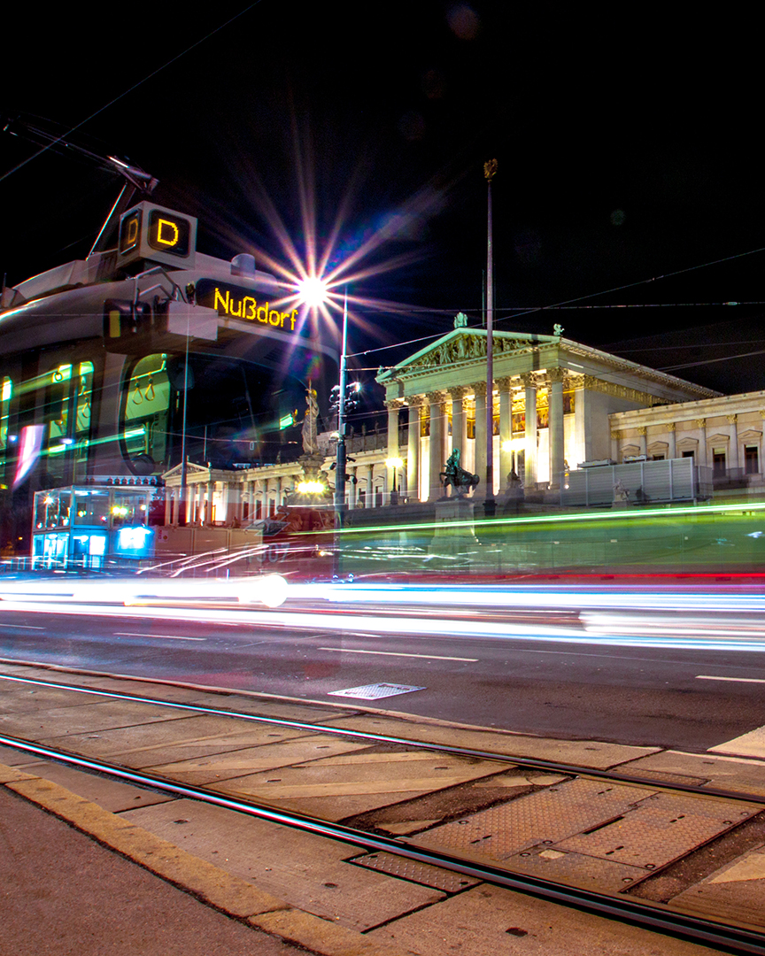 Straßenbahn-Rathaus