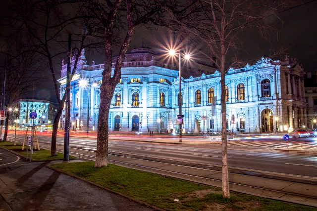 Volkstheater